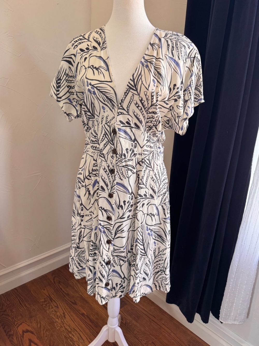 Marine Layer - Floral Print Button-Front Camila Dress in Ivory and Navy